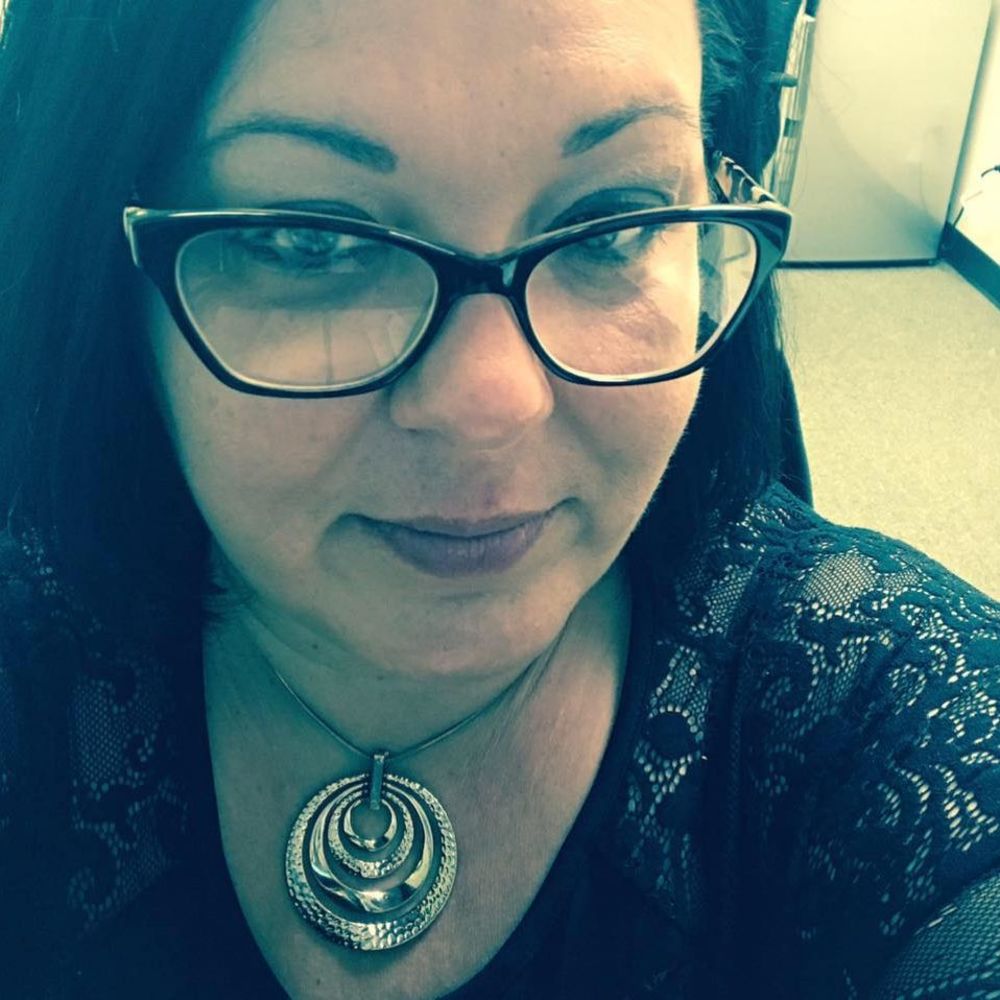 Meet your Posher, Angie